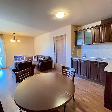 Bellevue Residence 2 Apartments *