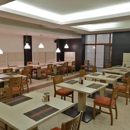 Апартамент Bellevue Residence 2 Apartments