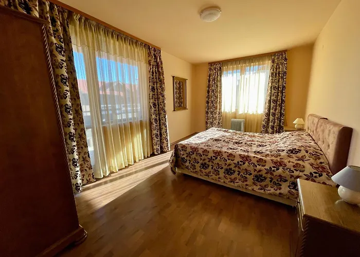 Апартамент Private Next To Bellevue